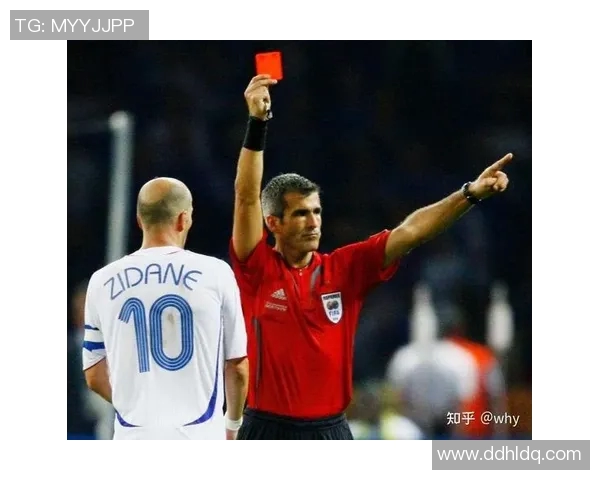 足球历史首位红牌球员背后的故事与影响分析 足球历史首位红牌球员背后的故事与影响分析