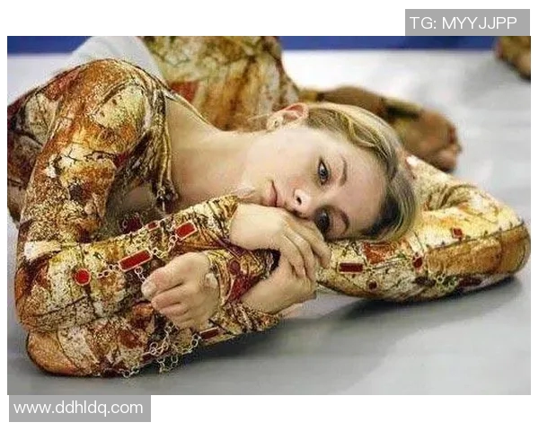 足球球星尬舞搞笑集锦高清完整版各大明星现场舞蹈挑战精彩瞬间